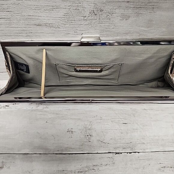 Retro Banana Republic Brown/Gold 100% Cow Leather Clutch Purse Bag - Picture 3 of 9